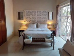 Summerstrand self catering for two